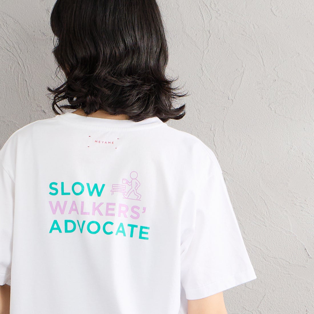 MEYAME [メヤメ] プリントTシャツ [MEY-2434] WHITE &&モデル身長：162cm 着用サイズ：F&&