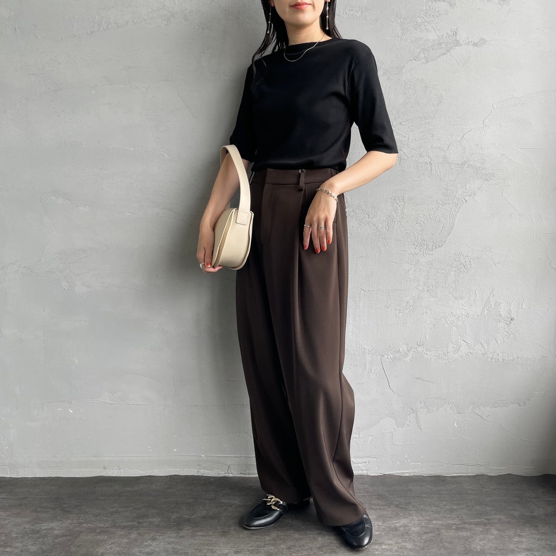 MEYAME [メヤメ] ソフトリブハーフスリーブTシャツ [MEY-2336] BLACK &&モデル身長：160cm 着用サイズ：F&&