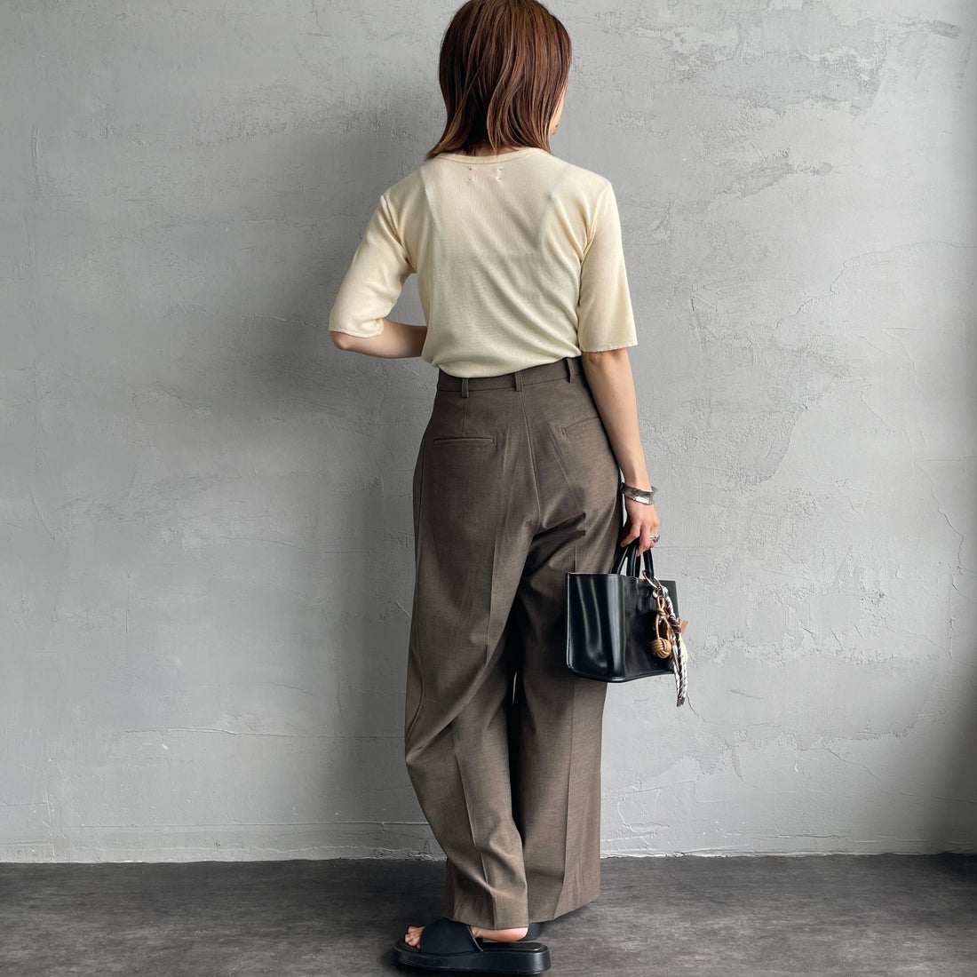 MEYAME [メヤメ] ソフトリブハーフスリーブTシャツ [MEY-2336] CREAM &&モデル身長：158cm 着用サイズ：F&&