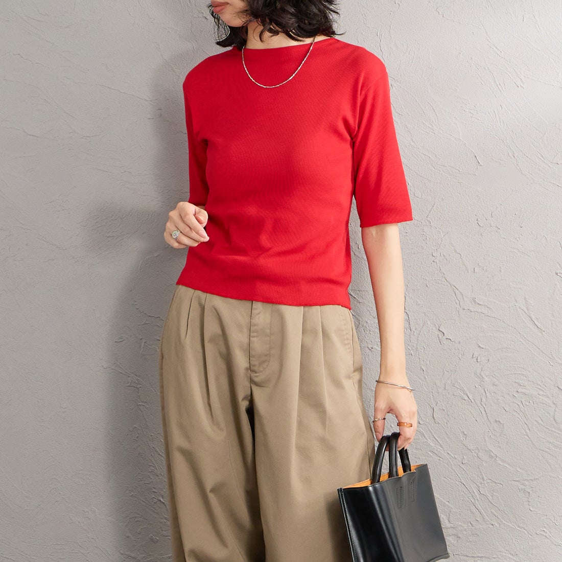 MEYAME [メヤメ] ソフトリブハーフスリーブTシャツ [MEY-2336] RED &&モデル身長：162cm 着用サイズ：F&&