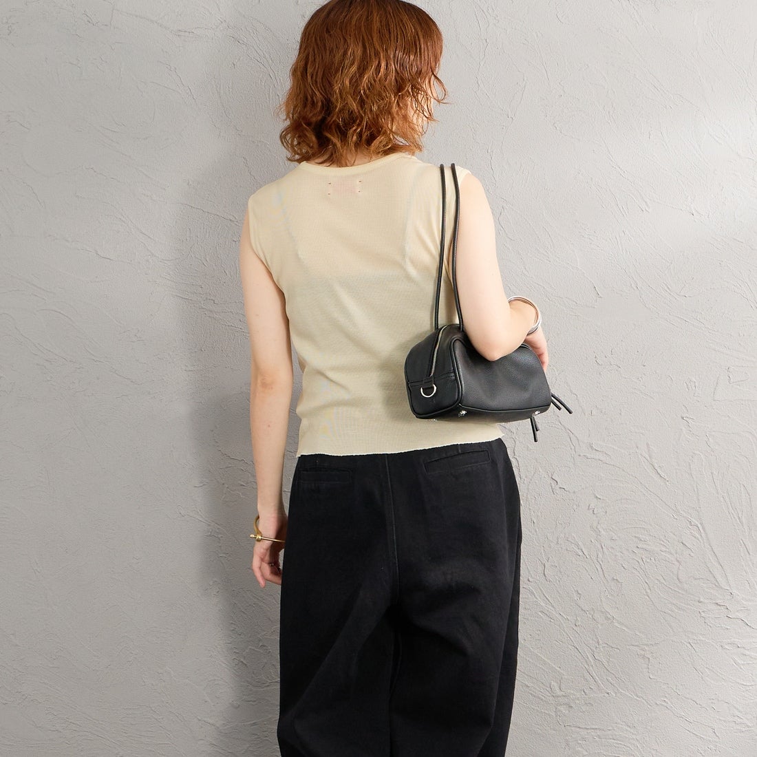 MEYAME [メヤメ] ソフトリブスリーブレスTシャツ [MEY-2400] CREAM &&モデル身長：158cm 着用サイズ：F&&