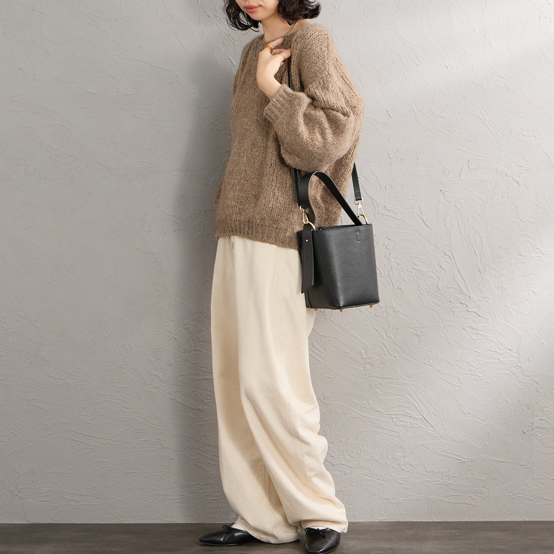 AULENTTI [オウレンティ] 別注 2WAY レザーバケットバッグ [FB-GIADEAL-SC-JF] BLACK