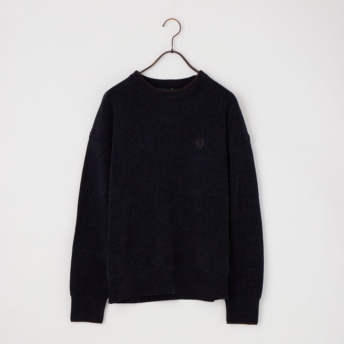 FRED PERRY [フレッドペリー] 別注 ワンポイントロゴ刺繍 クルーネックモールニット [FPM-26A-007JF] NAVY/RICH