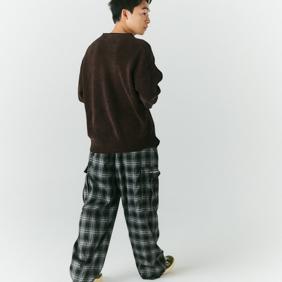 FRED PERRY [フレッドペリー] 別注 ワンポイントロゴ刺繍 クルーネックモールニット [FPM-26A-007JF] RICH BROWN