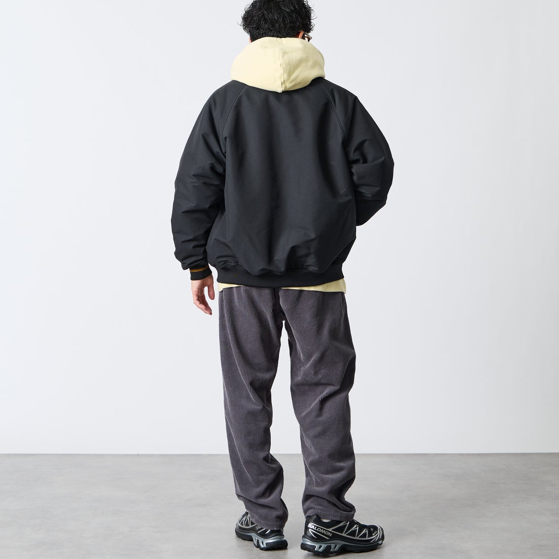 FRED PERRY [フレッドペリー] 別注 テニスボンバージャケット [FPM-26A-001JF] BLACK/DARK &&モデル身長：168cm 着用サイズ：L&&