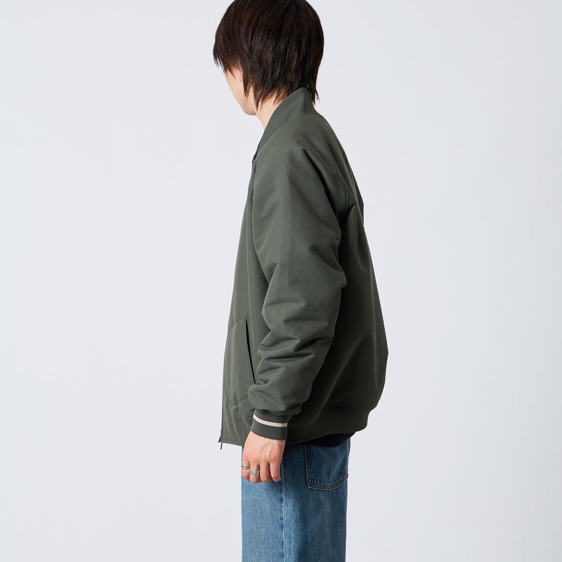 FRED PERRY [フレッドペリー] 別注 テニスボンバージャケット [FPM-26A-001JF] FIELD GREE &&モデル身長：177cm 着用サイズ：L&&