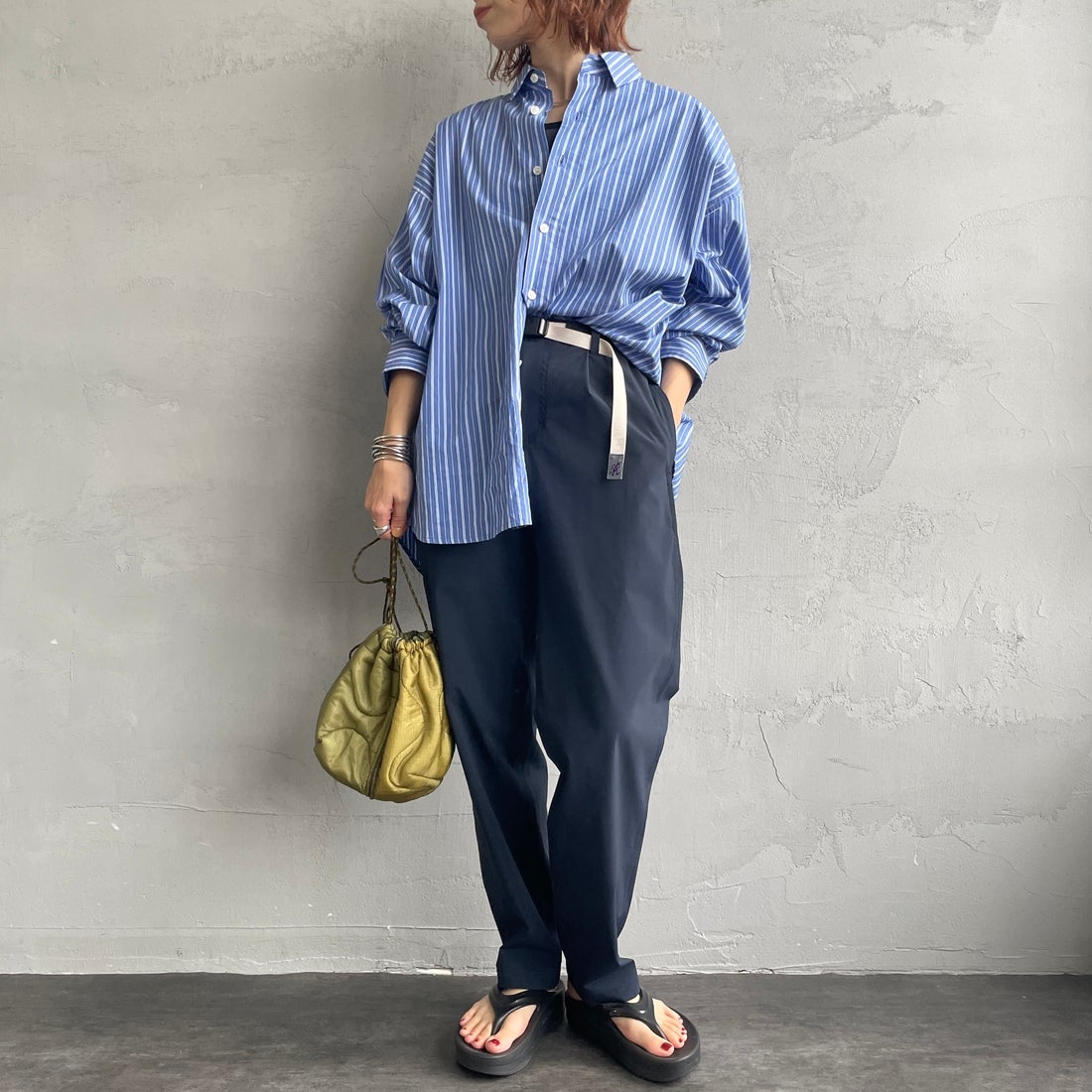 GRAMiCCi [グラミチ] 別注 4WAYストレッチ ナイロンエブリディパンツ [4WAY-EVERYDAY-JF] MIDNIGHT &&モデル身長：158cm 着用サイズ：S&&