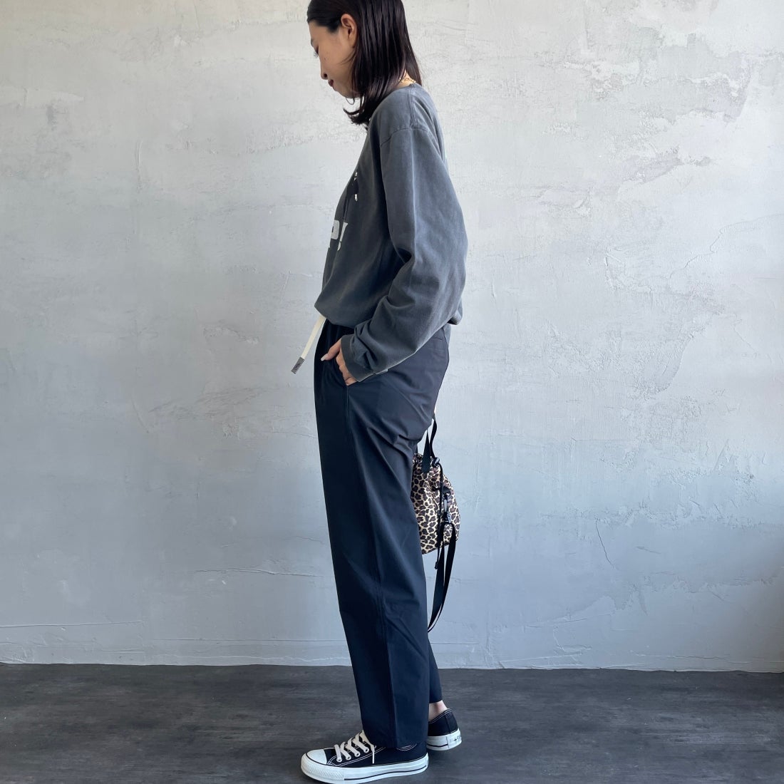 GRAMiCCi [グラミチ] 別注 4WAYストレッチ ナイロンエブリディパンツ [4WAY-EVERYDAY-JF] BLACK &&モデル身長：163cm 着用サイズ：S&&