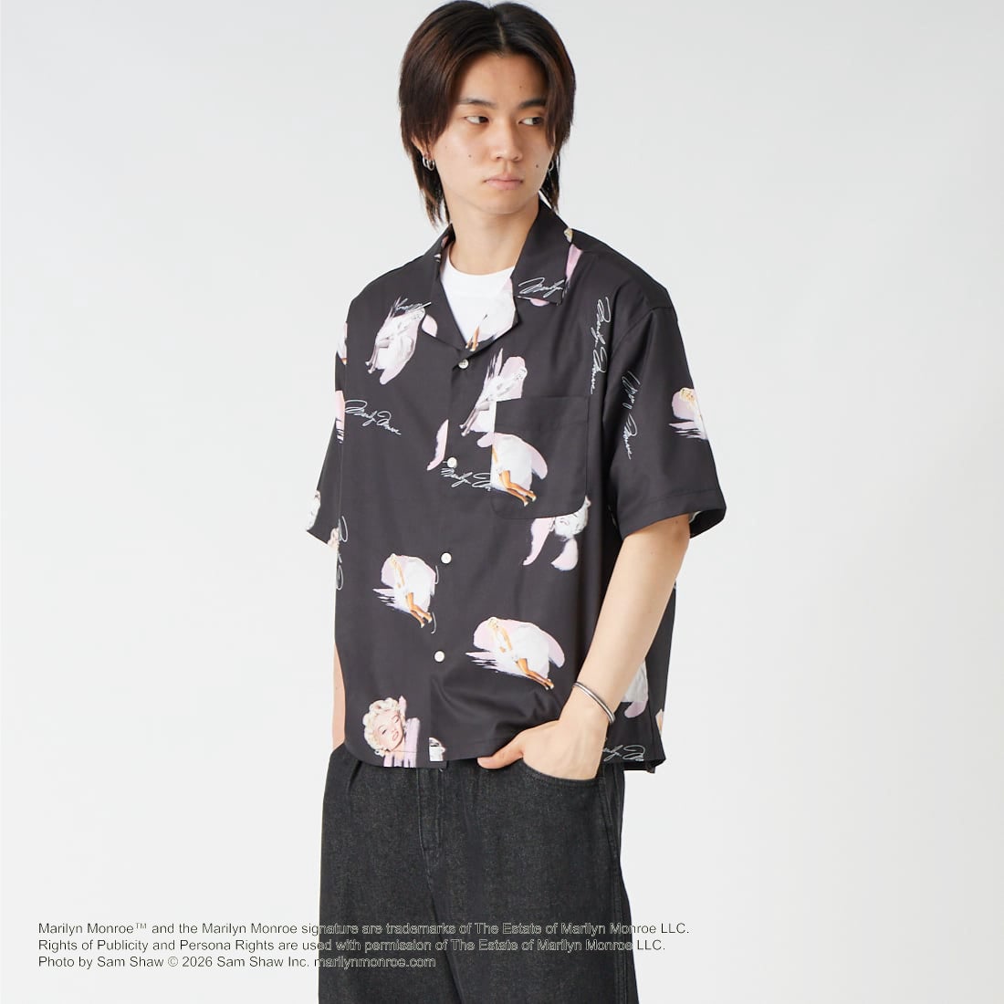 Jeans Factory Clothes [ジーンズファクトリークローズ] MARILYN MONROE / 100TH ANNIVERSARYハワイアンシャツ [JFC-262-041] BLACK &&モデル身長：177cm 着用サイズ：M&&