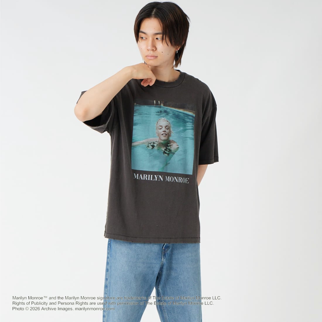 Jeans Factory Clothes [ジーンズファクトリークローズ] MARILYN MONROE / 100TH ANNIVERSARY Tシャツ [JFC-262-040] BLACK &&モデル身長：177cm 着用サイズ：L&&