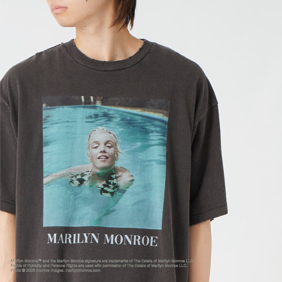 Jeans Factory Clothes [ジーンズファクトリークローズ] MARILYN MONROE / 100TH ANNIVERSARY Tシャツ [JFC-262-040] BLACK &&モデル身長：177cm 着用サイズ：L&&