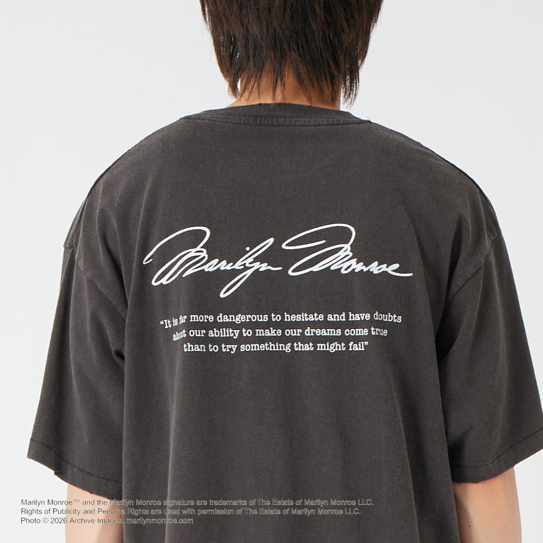 Jeans Factory Clothes [ジーンズファクトリークローズ] MARILYN MONROE / 100TH ANNIVERSARY Tシャツ [JFC-262-040] BLACK &&モデル身長：177cm 着用サイズ：L&&