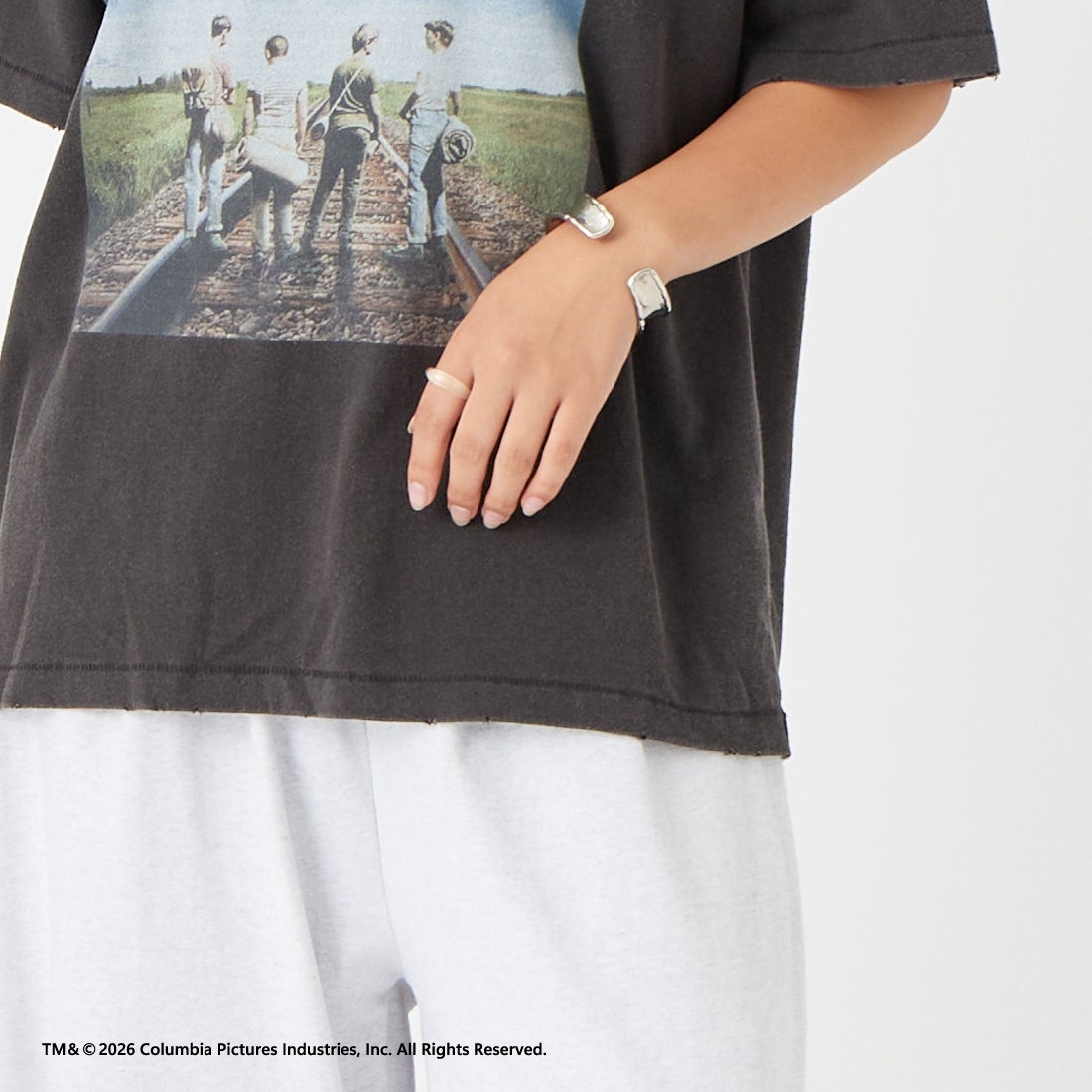 Jeans Factory Clothes [ジーンズファクトリークローズ] STAND BY ME / 40TH ANNIVERSARY Tシャツ [JFC-262-037] BLACK &&モデル身長：162cm 着用サイズ：S&&