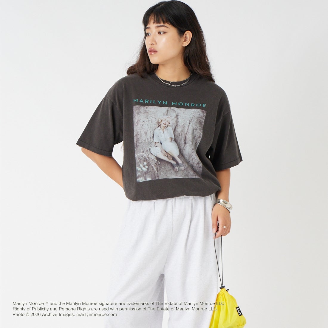 Jeans Factory Clothes [ジーンズファクトリークローズ] MARILYN MONROE / 100TH ANNIVERSARY Tシャツ [JFC-262-039] BLACK &&モデル身長：162cm 着用サイズ：S&&