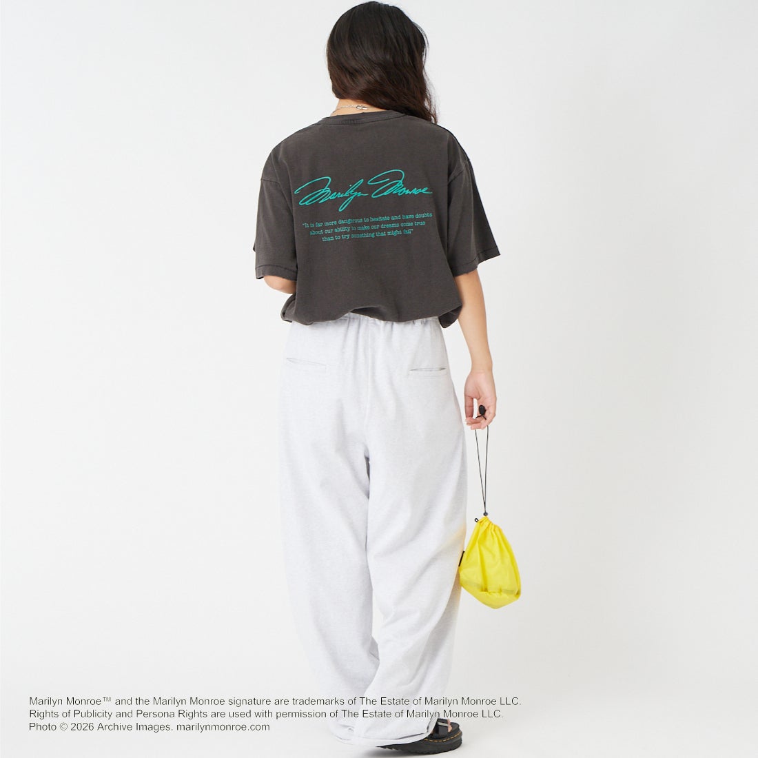 Jeans Factory Clothes [ジーンズファクトリークローズ] MARILYN MONROE / 100TH ANNIVERSARY Tシャツ [JFC-262-039] BLACK &&モデル身長：162cm 着用サイズ：S&&