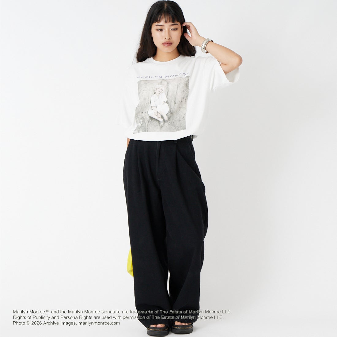 Jeans Factory Clothes [ジーンズファクトリークローズ] MARILYN MONROE / 100TH ANNIVERSARY Tシャツ [JFC-262-039] WHITE &&モデル身長：162cm 着用サイズ：S&&