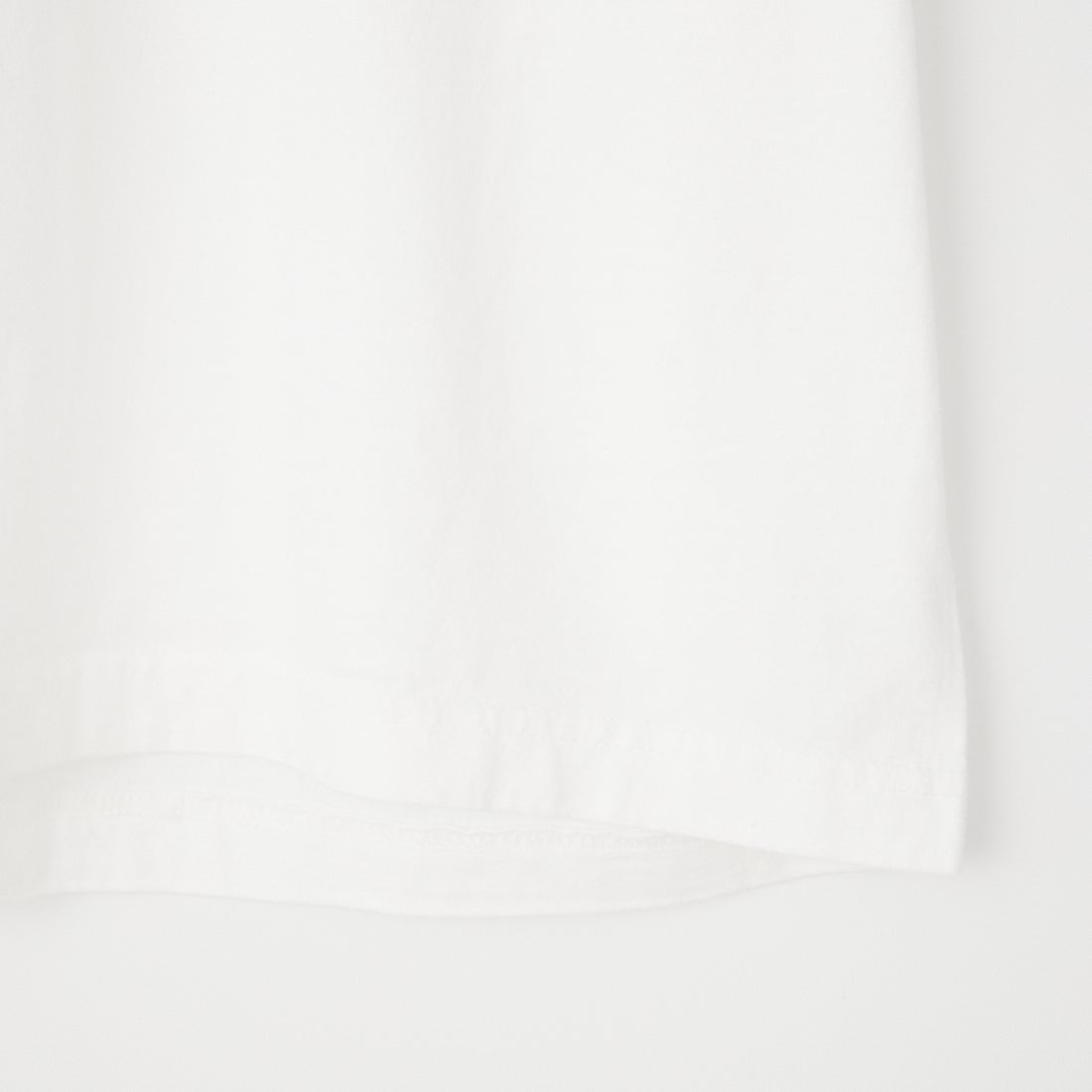 City Lights Bookstore [シティライツ ブックストア] ロゴプリントショートスリーブTシャツ [CLBS-TEE01] HOWL