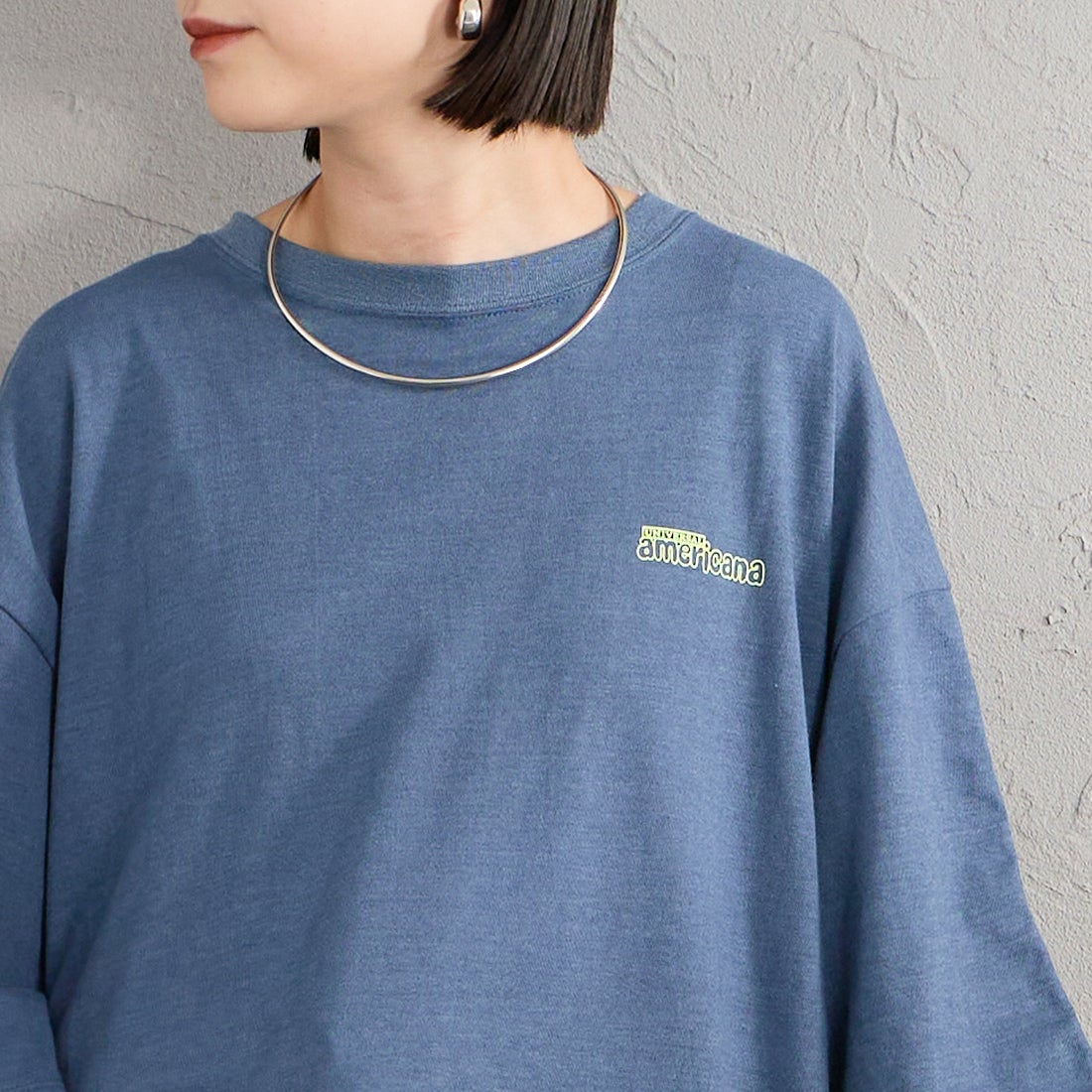 Americana [アメリカーナ] クロップド丈 バックプリントTシャツ [BRF-M-837A-2] ﾌﾞﾙｰ &&モデル身長：150cm 着用サイズ：ONE SIZE&&