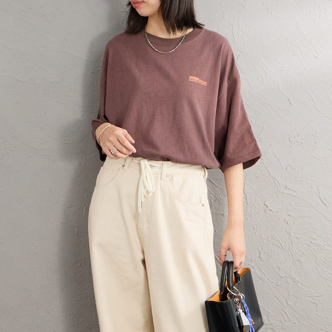 Americana [アメリカーナ] クロップド丈 バックプリントTシャツ [BRF-M-837A-2] ﾌﾞﾗｳﾝ &&モデル身長：162cm 着用サイズ：ONE SIZE&&