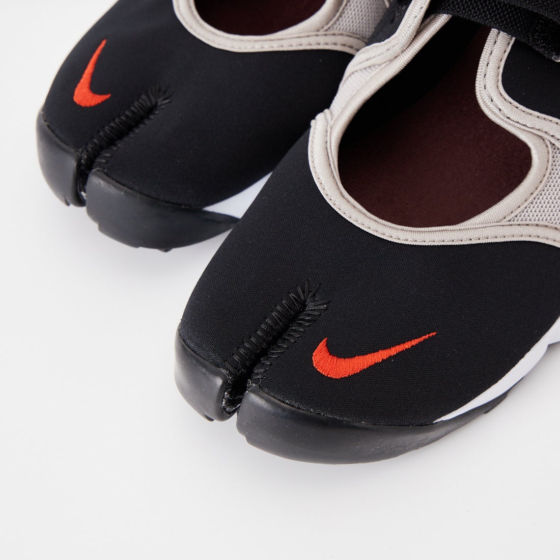 NIKE [ナイキ] エアリフト [IW1244] 010 BLACK
