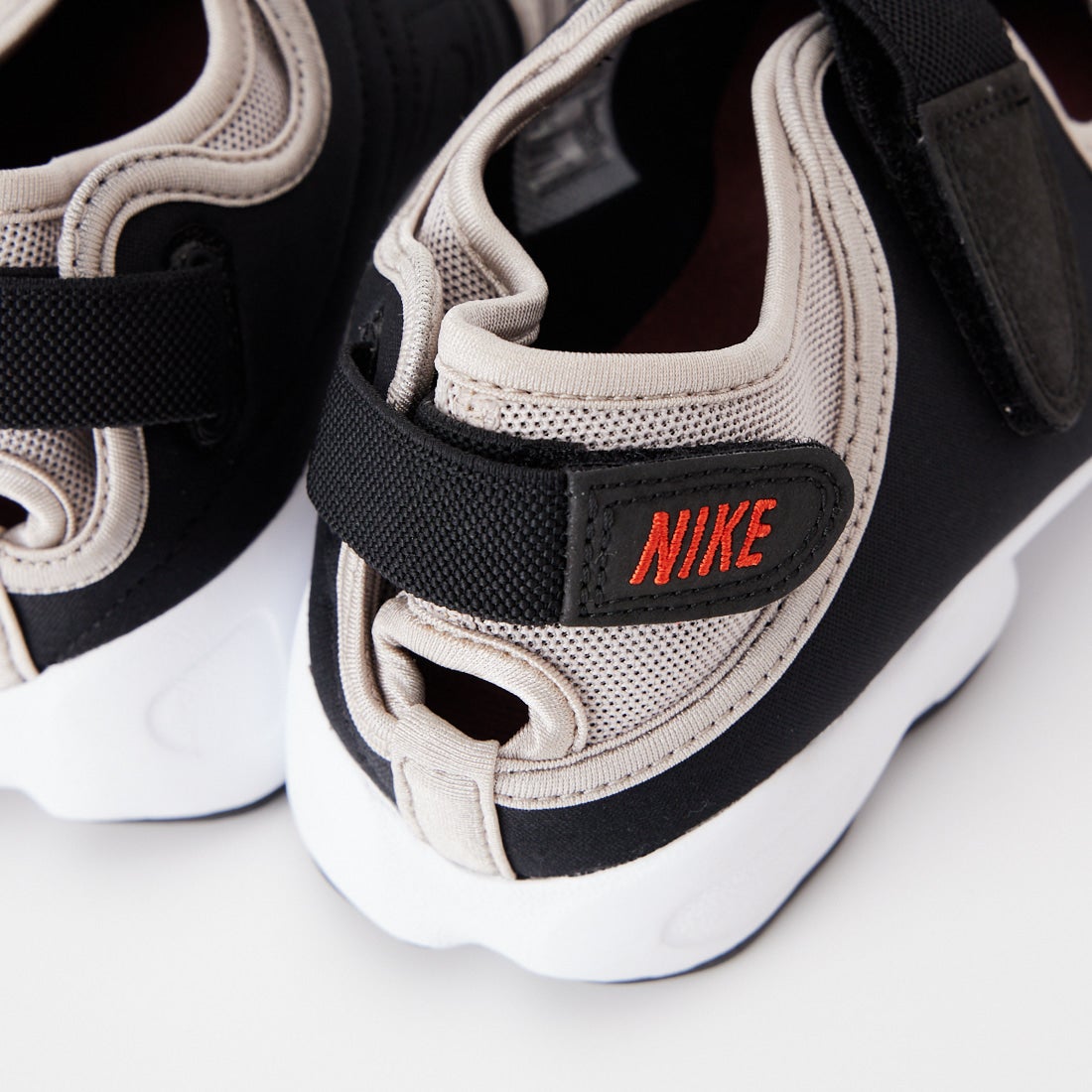 NIKE [ナイキ] エアリフト [IW1244] 010 BLACK