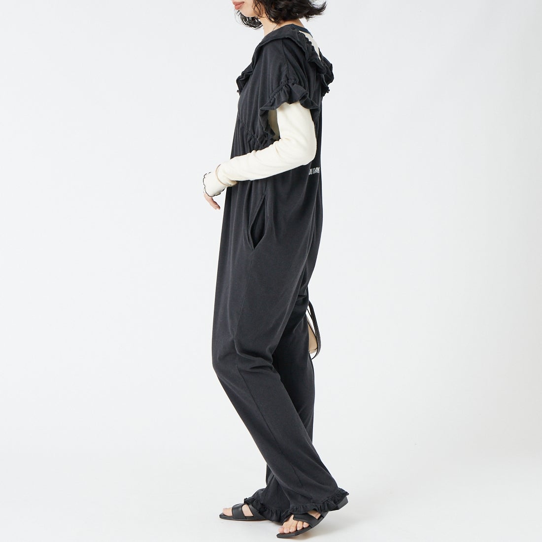 HOLIDAY [ホリデイ] スーパーファイン オールインワン [26101119] BLACK &&モデル身長：162cm 着用サイズ：ONE SIZE&&