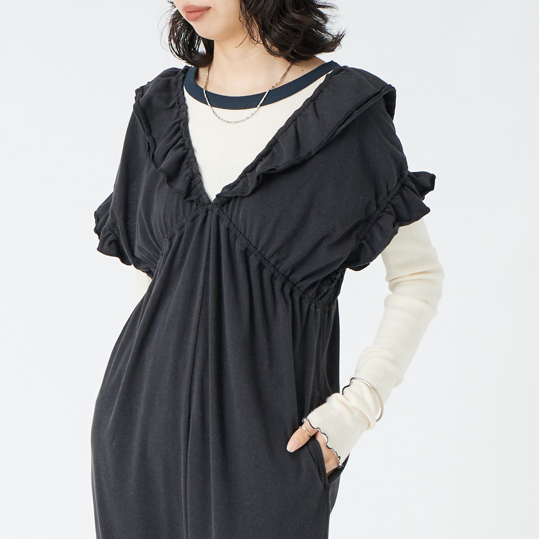 HOLIDAY [ホリデイ] スーパーファイン オールインワン [26101119] BLACK &&モデル身長：162cm 着用サイズ：ONE SIZE&&