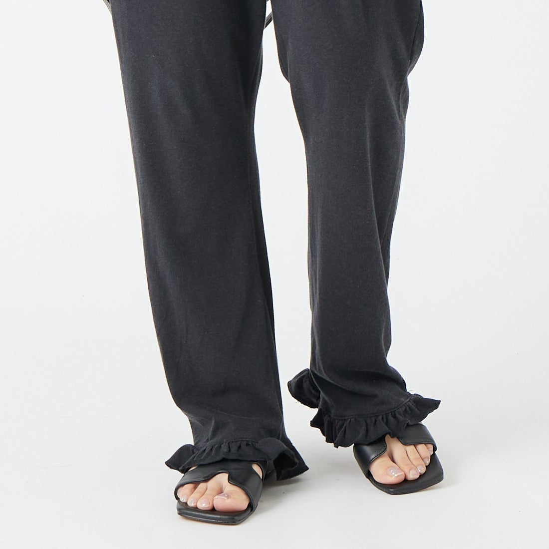 HOLIDAY [ホリデイ] スーパーファイン オールインワン [26101119] BLACK &&モデル身長：162cm 着用サイズ：ONE SIZE&&