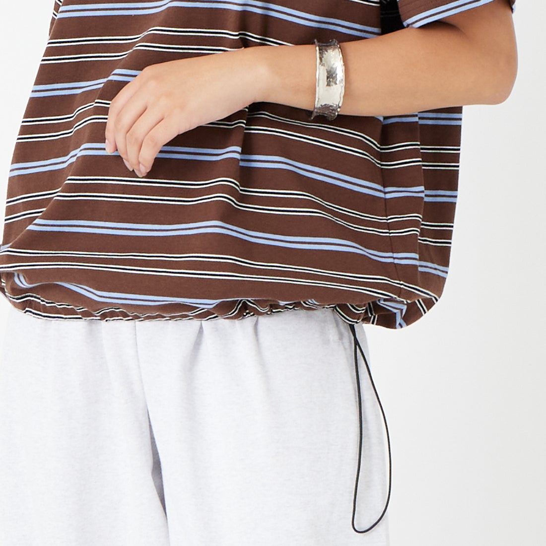 SCREEN STARS [スクリーンスターズ] 別注 マルチボーダードローコードTシャツ [2622-231IN-JF] BROWN &&モデル身長：162cm 着用サイズ：F&&