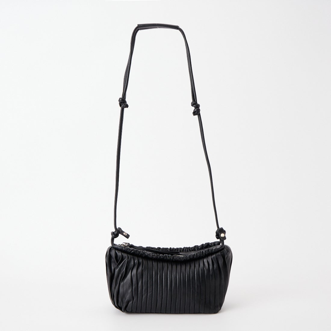 01 BLACK