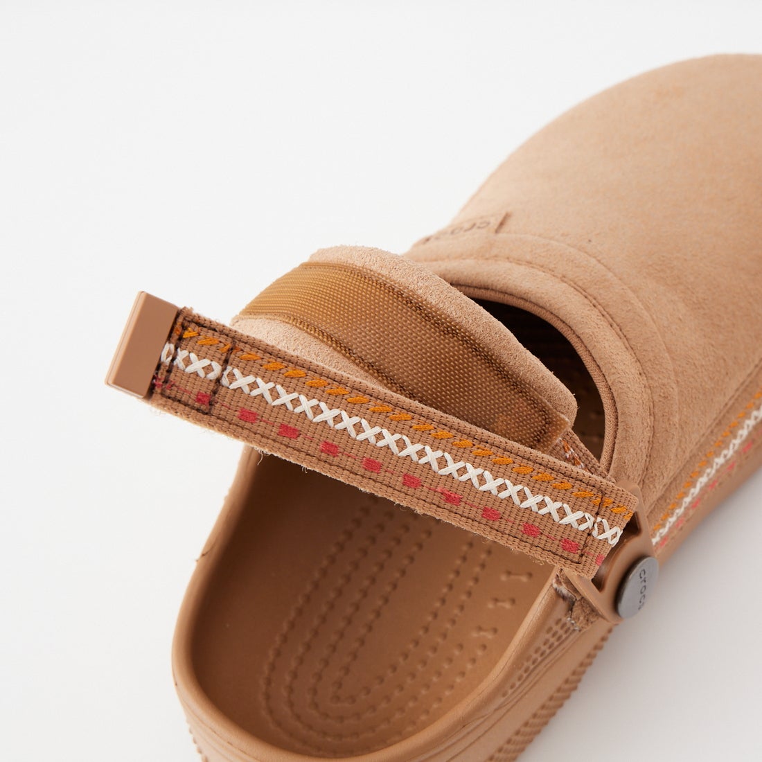 Crocs [クロックス] クラシック クラフテッド ビーガンスエードステッチ [214048] 2EY SEPIA