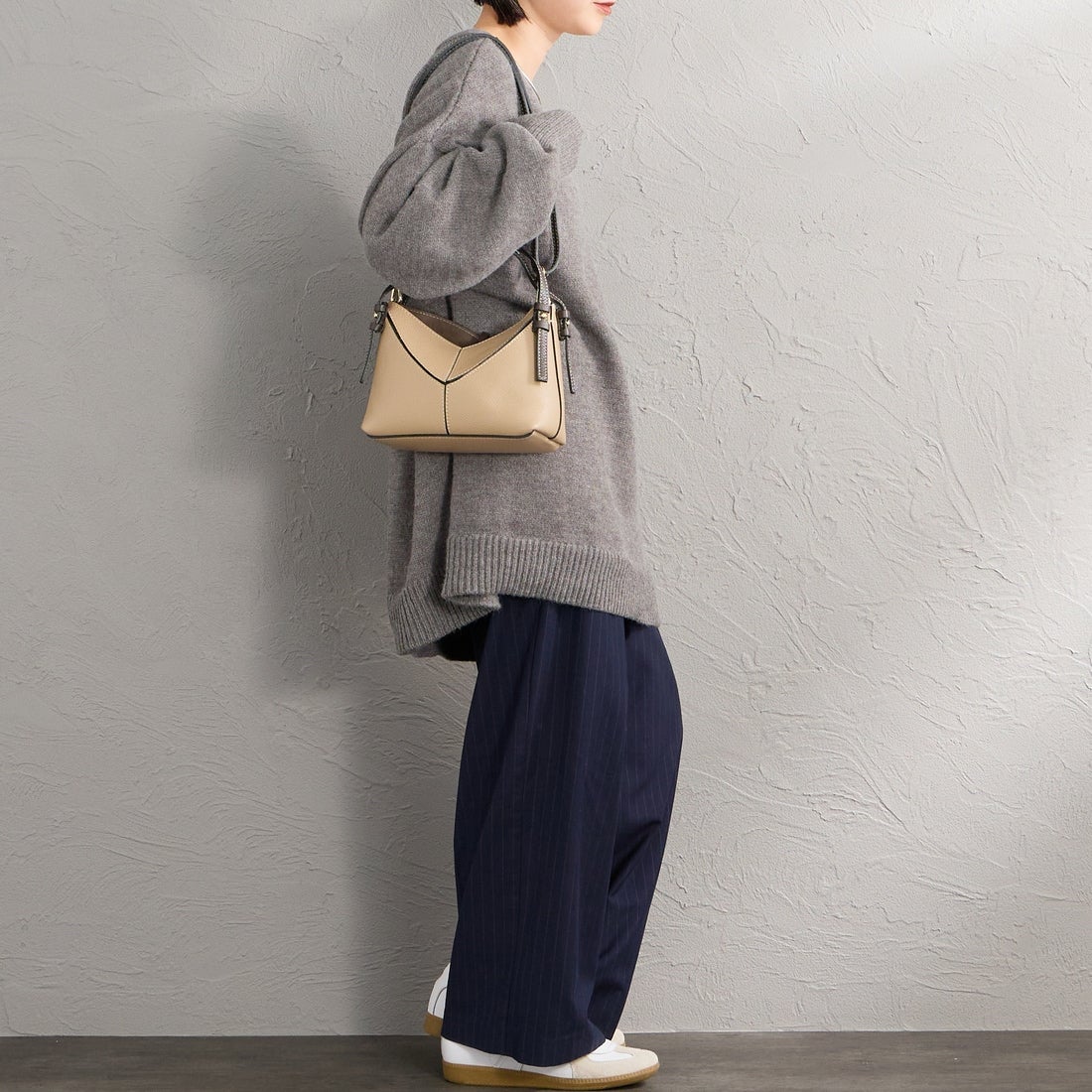 AULENTTI [オウレンティ] 別注 DOLLARO 2WAY レザーステッチ ショルダーバッグ [AP-368-DOSCDO-JF] BEIGE