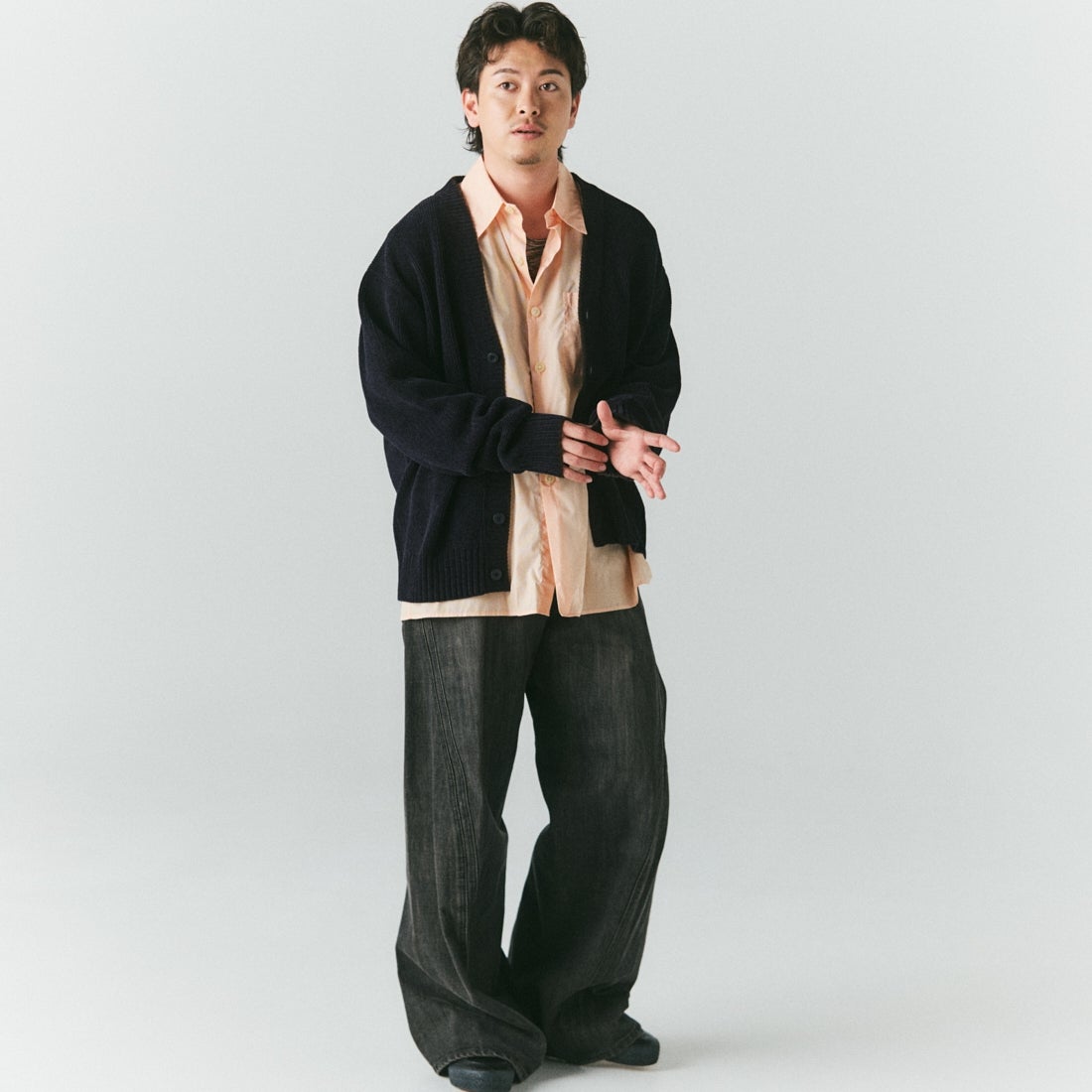 FRED PERRY [フレッドペリー] 別注 ワンポイントロゴ刺繍 Vネックモールニットカーディガン [FPM-26A-006JF] NAVY/RICH