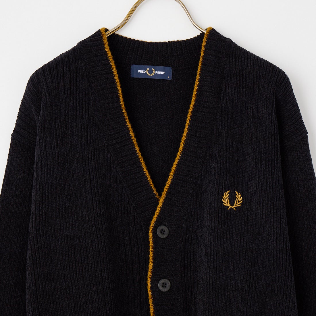 FRED PERRY [フレッドペリー] 別注 ワンポイントロゴ刺繍 Vネックモールニットカーディガン [FPM-26A-006JF] BLACK/DARK