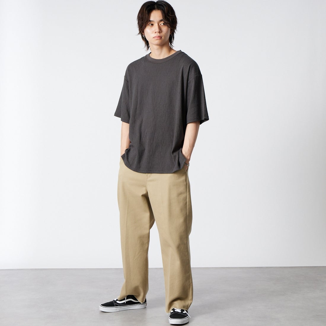 Jeans Factory Clothes [ジーンズファクトリークローズ] 楊柳バインダークルーネックTシャツ [AK262135] I.BLK &&モデル身長：177cm 着用サイズ：L&&