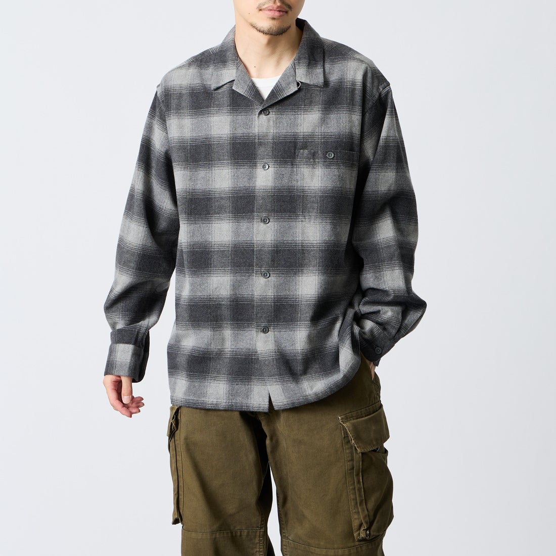 GRAY/CHARC&&モデル身長：168cm 着用サイズ：L&&