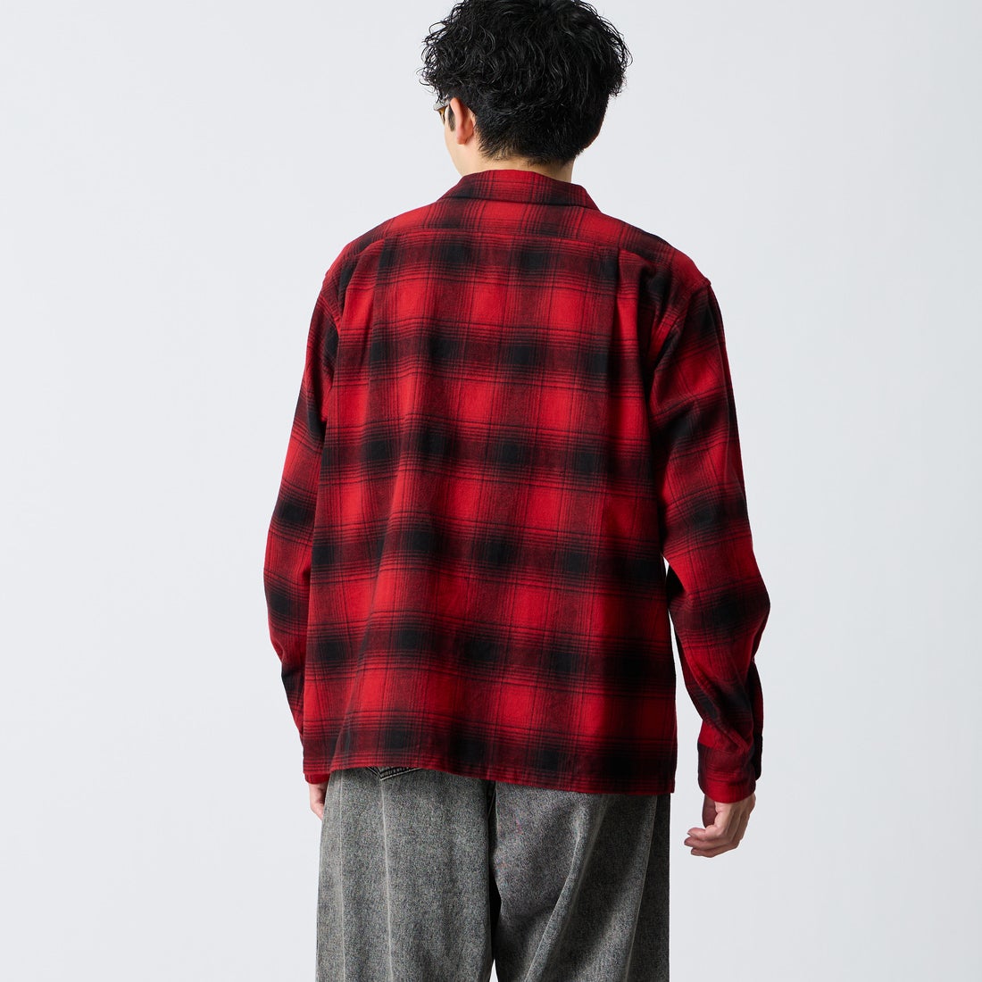 PENDLETON [ペンドルトン] 別注 シングルポケット オンブレチェックシャツ [6475-5215-JF] RED/BLACK &&モデル身長：168cm 着用サイズ：M&&