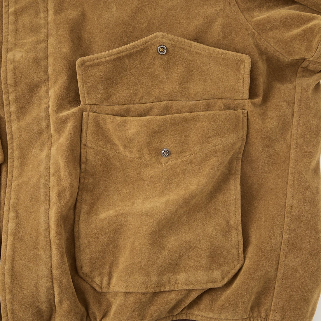 ARMY TWILL SANFORIZED [アーミーツイル サンフォライズド] 別注 ヴィーガンレザー A-2フライトジャケット [AM-2654502-INT-JF] BEG SUEDE