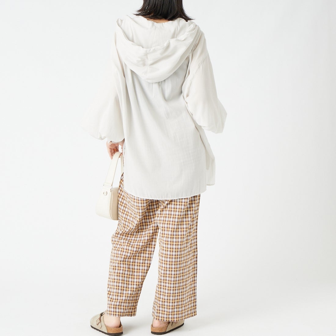 CLOCHE [クロシェ] シアーシャツパーカー [65285559] ｵﾌ &&モデル身長：162cm 着用サイズ：2&&