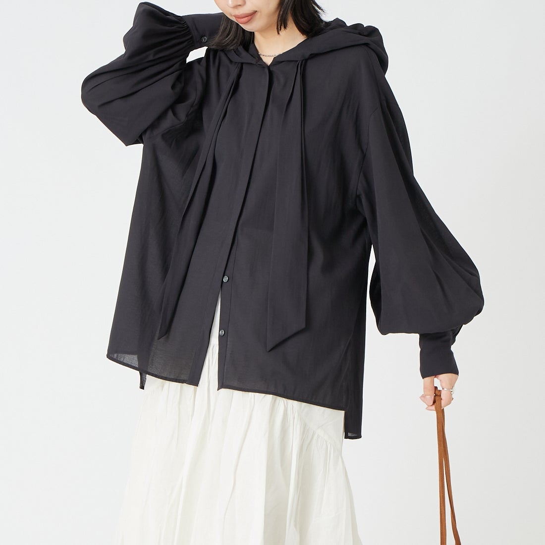 CLOCHE [クロシェ] シアーシャツパーカー [65285559] ﾌﾞﾗｯｸ &&モデル身長：162cm 着用サイズ：2&&