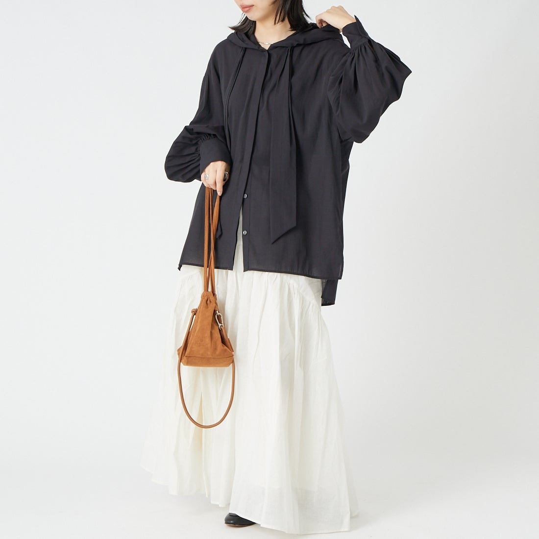 CLOCHE [クロシェ] シアーシャツパーカー [65285559] ﾌﾞﾗｯｸ &&モデル身長：162cm 着用サイズ：2&&
