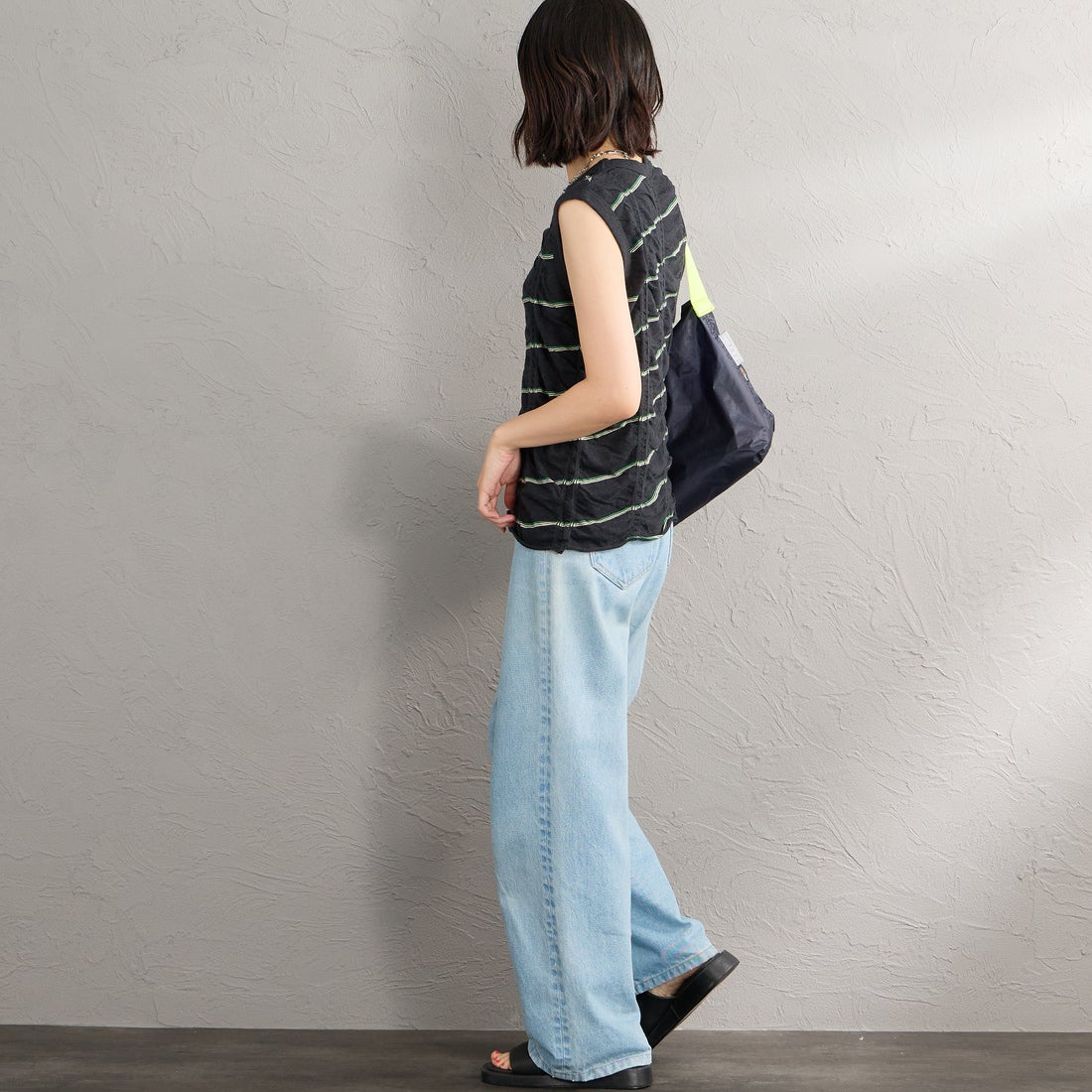 MEYAME [メヤメ] タックジャガードボーダーノースリーブトップス [MEY-2404] BLACK &&モデル身長：160cm 着用サイズ：F&&