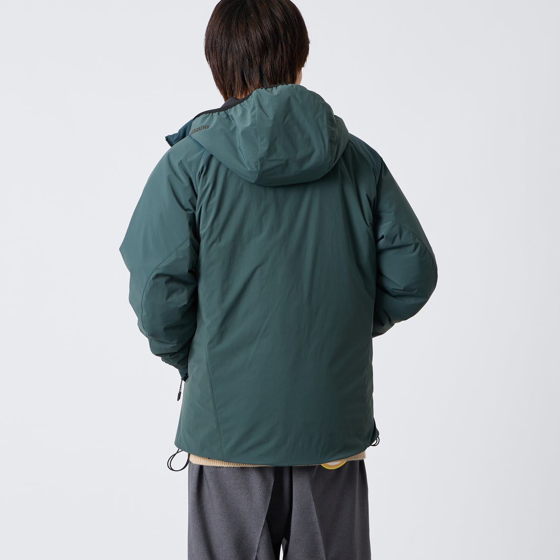 MIZUNO [ミズノ] 別注 インサレーションフードジャケット [D2JEDW11-JF] GREEN &&モデル身長：177cm 着用サイズ：L&&