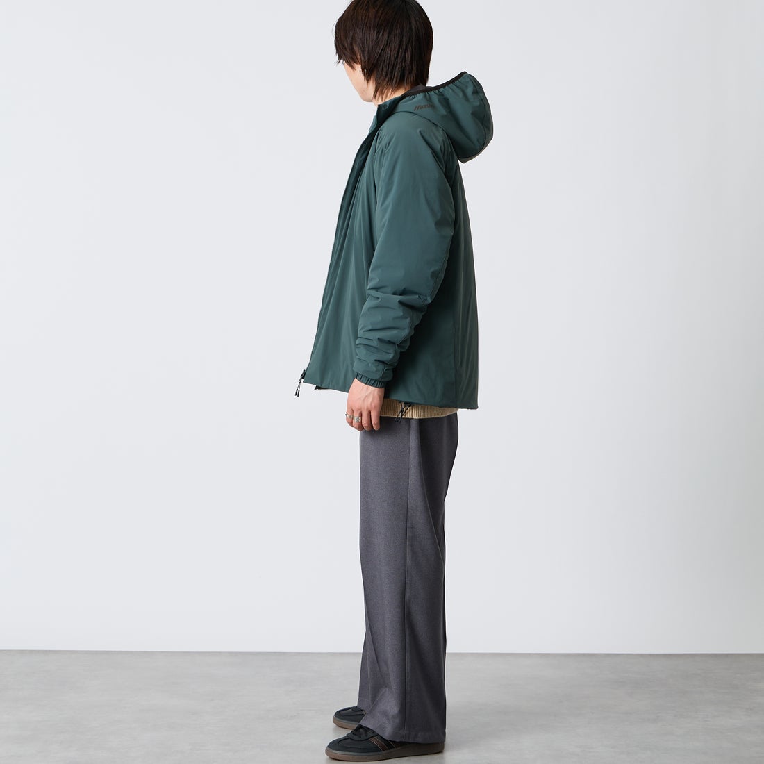 MIZUNO [ミズノ] 別注 インサレーションフードジャケット [D2JEDW11-JF] GREEN &&モデル身長：177cm 着用サイズ：L&&