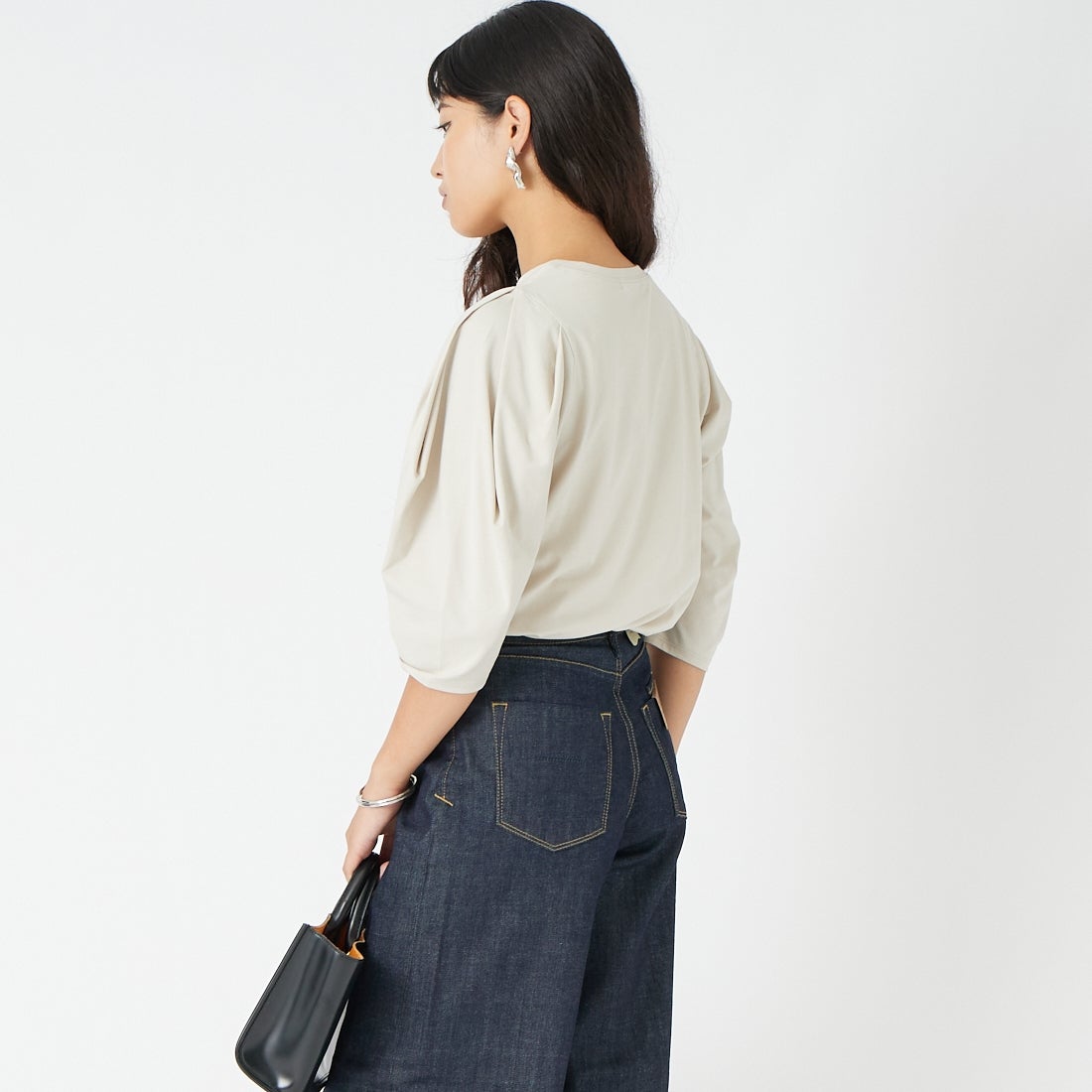 Jf Ready Made [ジェイエフレディメイド] 袖タック7分袖シルケットTシャツ [3204106] 810 ﾗｲﾄｸﾞﾚ &&モデル身長：162cm 着用サイズ：F&&