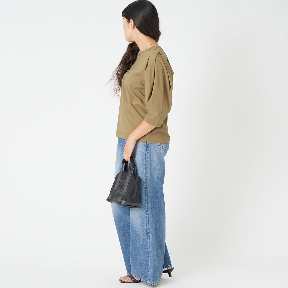Jf Ready Made [ジェイエフレディメイド] 袖タック7分袖シルケットTシャツ [3204106] 701 ﾌﾞﾗｳﾝ &&モデル身長：162cm 着用サイズ：F&&