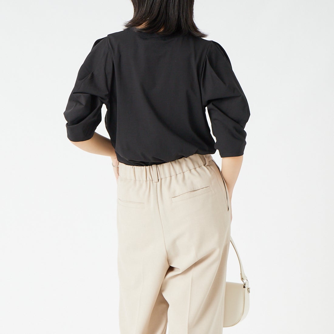 Jf Ready Made [ジェイエフレディメイド] 袖タック7分袖シルケットTシャツ [3204106] 801 ﾌﾞﾗｯｸ &&モデル身長：162cm 着用サイズ：F&&