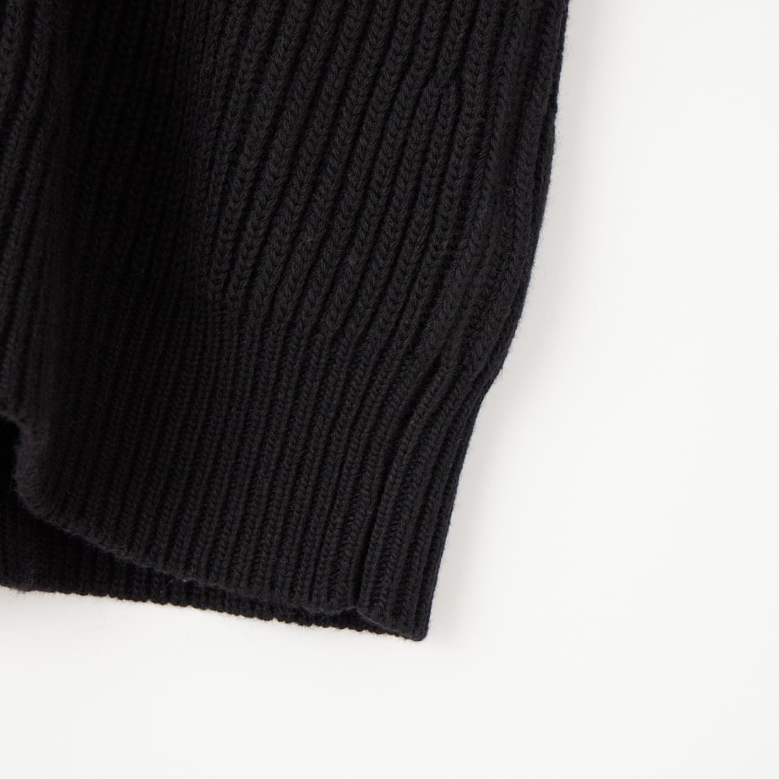MM6 Maison Margiela [エムエムシックス メゾン マルジェラ] ニットベスト [S52FB0106-M13286] 900 BLACK