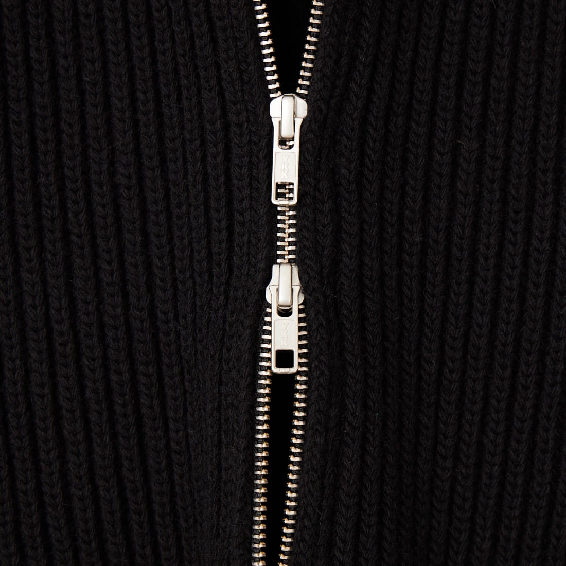 MM6 Maison Margiela [エムエムシックス メゾン マルジェラ] ニットベスト [S52FB0106-M13286] 900 BLACK