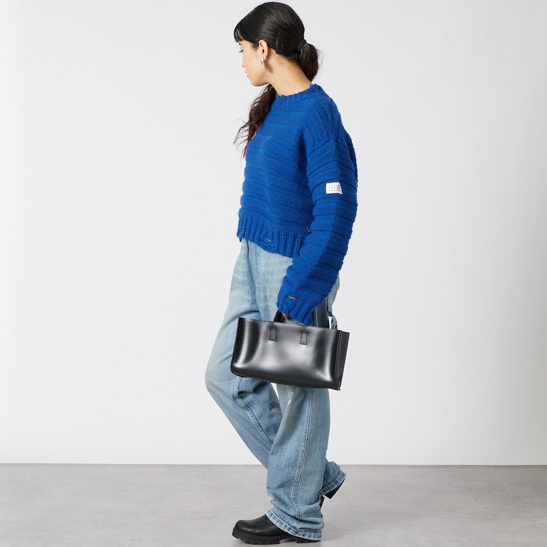 MM6 Maison Margiela [エムエムシックス メゾン マルジェラ] ウールセーター [S52HL0031-M13040] 483 BLUE &&モデル身長：162cm 着用サイズ：M&&
